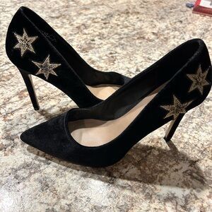 Mix No. 6 Black Velvet Gold Star Heels - Sz 8.5